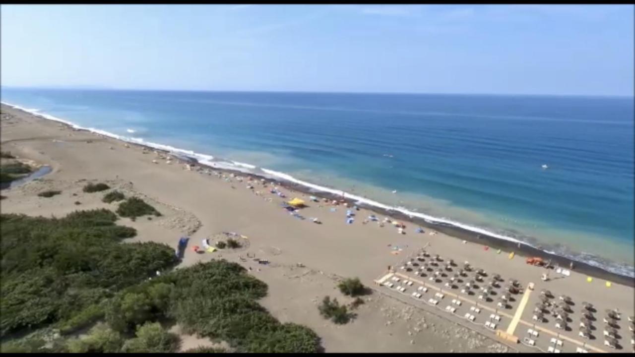 Campeggio Del Forte Marina Di Bibbona Eksteriør billede